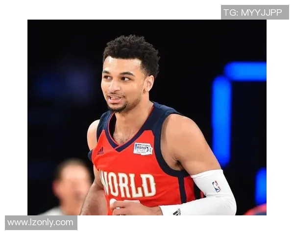 加拿大足球国脚崛起之路:从青涩球员到国际舞台上的闪耀明星 加拿大足球国脚崛起之路:从青涩球员到国际舞台上的闪耀明星